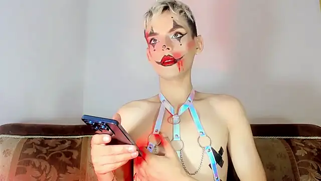 Snapshot of TatiGil chatting on October 13, 2025, 4:01 am TatiGil online show from October 13, 2025, 4:01 am