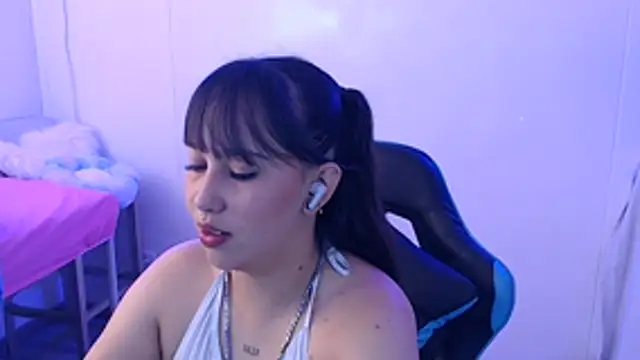 Snapshot of Skarlet_Adams28 chatting on June 10, 2026, 8:30 pm Skarlet Adams28 online show from June 10, 2026, 8:30 pm