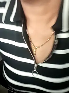 Snapshot of telugu99ramya chatting on January 28, 2025, 5:54 am telugu99ramya online show from January 28, 2025, 5:54 am