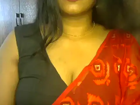 Snapshot of telugu99ramya chatting on February 17, 2026, 5:26 am telugu99ramya online show from February 17, 2026, 5:26 am