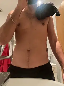 Snapshot of hard_macoor12 chatting on February 14, 2025, 12:25 pm hard macoor12 online show from February 14, 2025, 12:25 pm