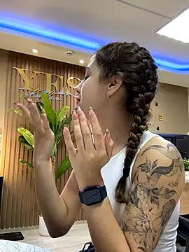 Snapshot of CharleneWoods chatting on October 10, 2025, 4:55 am CharleneWoods online show from October 10, 2025, 4:55 am