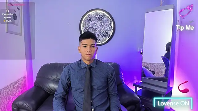  raul lima online show from March 8, 2025, 7:42 pm