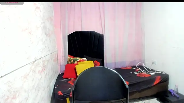 Snapshot of Brunette_sasha chatting on June 14, 2026, 1:13 pm Brunette sasha online show from June 14, 2026, 1:13 pm
