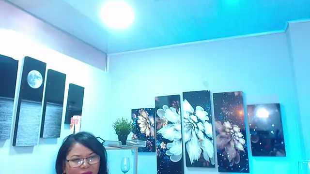 Keilathompson online show from January 16, 2025, 12:42 pm