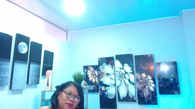 Keilathompson online show from January 16, 2025, 3:46 pm
