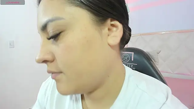 Snapshot of Brendda_tay chatting on March 23, 2026, 3:21 am Brendda tay online show from March 23, 2026, 3:21 am