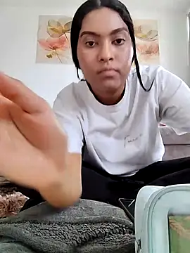 Snapshot of AnneteLynch chatting on March 24, 2026, 9:42 pm AnneteLynch online show from March 24, 2026, 9:42 pm