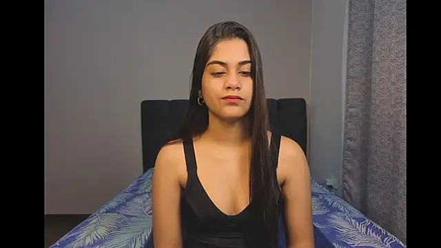 MiaOrtizCam online show from February 22, 2026, 5:22 pm