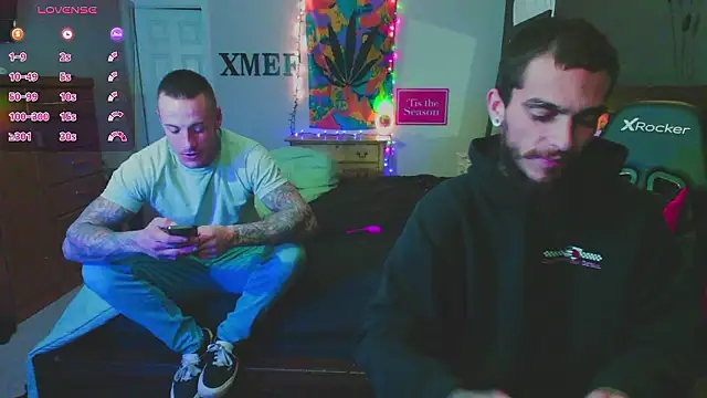 Snapshot of XMeF10 chatting on December 7, 2024, 7:16 am XMeF10 online show from December 7, 2024, 7:16 am