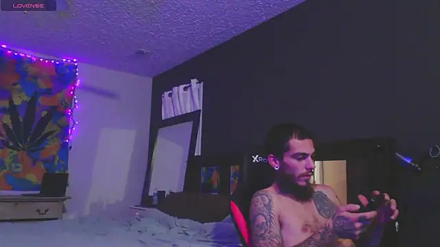 Snapshot of XMeF10 chatting on December 10, 2024, 1:54 am XMeF10 online show from December 10, 2024, 1:54 am