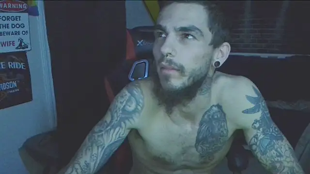 Snapshot of XMeF10 chatting on March 2, 2025, 3:56 am XMeF10 online show from March 2, 2025, 3:56 am