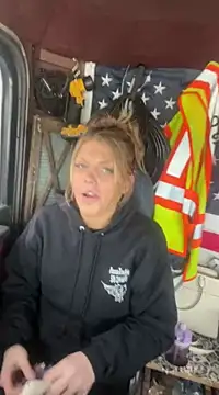 Snapshot of XMeF10 chatting on March 10, 2025, 5:07 pm XMeF10 online show from March 10, 2025, 5:07 pm