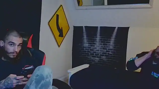 Snapshot of XMeF10 chatting on March 19, 2025, 3:30 am XMeF10 online show from March 19, 2025, 3:30 am