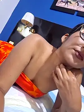 yarely9 online show from February 10, 2025, 12:41 am