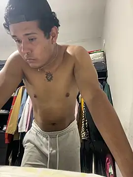 Brencuz online show from September 22, 2025, 2:57 am