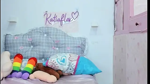Snapshot of Katiaflex chatting on March 12, 2025, 5:02 am Katiaflex online show from March 12, 2025, 5:02 am