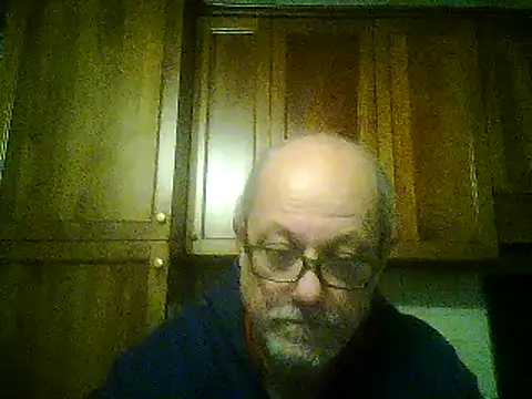 Snapshot of gianbragallini chatting on January 15, 2025, 10:13 pm gianbragallini online show from January 15, 2025, 10:13 pm