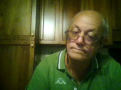 Snapshot of gianbragallini chatting on September 15, 2025, 10:10 pm gianbragallini online show from September 15, 2025, 10:10 pm