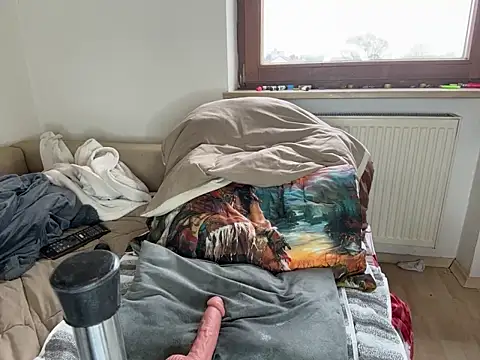 See my Boobs  online show from February 5, 2026, 11:04 am