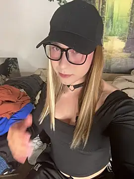 See my Boobs  online show from May 24, 2026, 10:26 pm