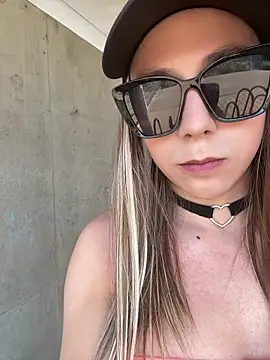 See my Boobs  online show from May 25, 2026, 4:35 pm