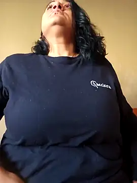 paulinaDiaz1 online show from November 2, 2025, 3:25 pm