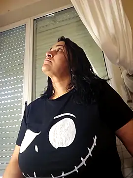 paulinaDiaz1 online show from February 1, 2026, 3:21 pm