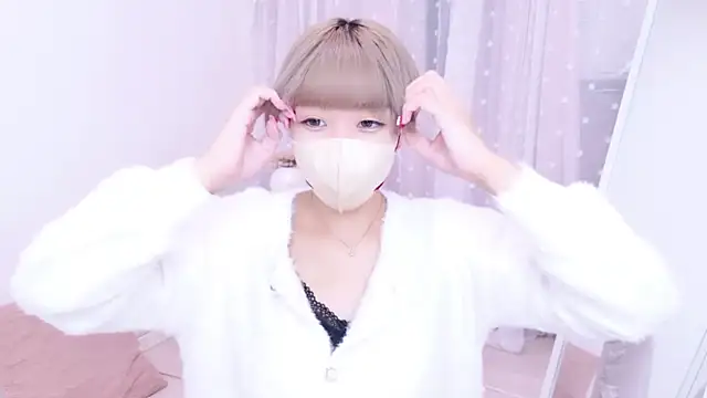 ICHIGOchan  online show from December 8, 2024, 12:08 pm