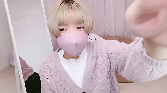 ICHIGOchan  online show from December 29, 2024, 10:01 am