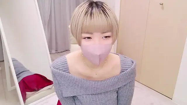 ICHIGOchan  online show from January 26, 2025, 10:12 am