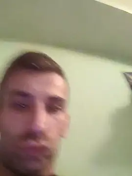 Snapshot of Davlupweed93 chatting on October 19, 2025, 12:39 pm Davlupweed93 online show from October 19, 2025, 12:39 pm