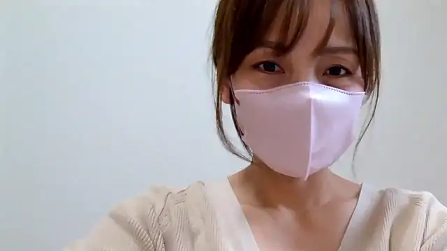 Snapshot of caro-caro chatting on October 3, 2025, 1:57 am caro-caro online show from October 3, 2025, 1:57 am