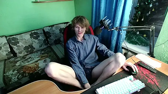 fameboyboo online show from January 17, 2026, 2:55 pm