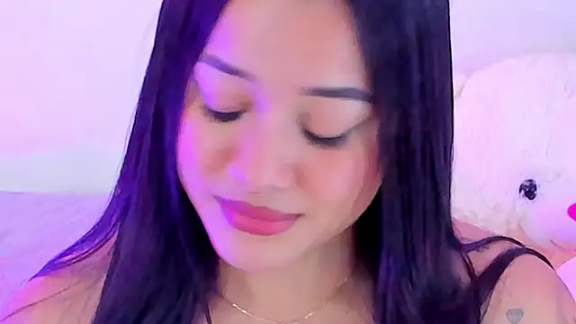 Snapshot of MaddyParisi chatting on February 1, 2025, 8:08 am MaddyParisi online show from February 1, 2025, 8:08 am