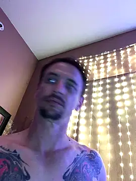 Highfrog1 online show from September 30, 2025, 6:51 am