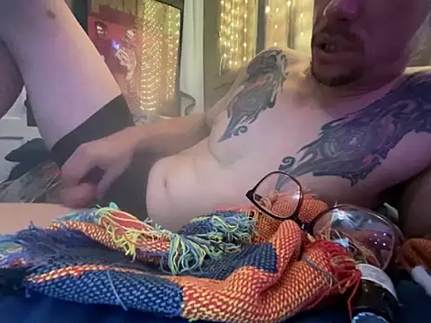 Highfrog1 online show from October 29, 2025, 5:58 pm