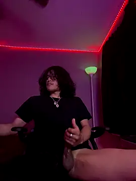 plutomf online show from November 18, 2025, 1:00 am