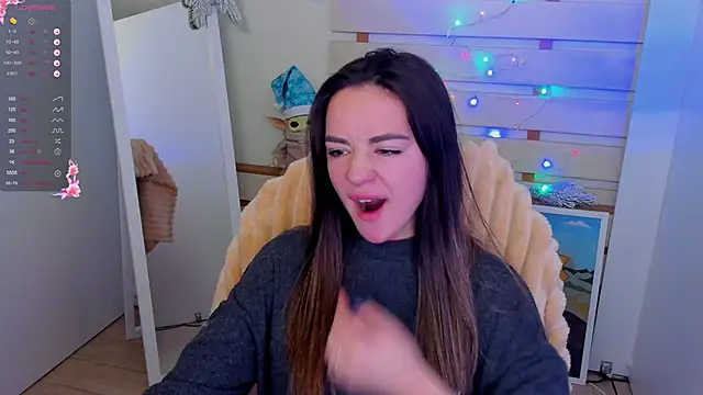 Snapshot of Bella_XO chatting on December 29, 2024, 2:10 pm Bella XO online show from December 29, 2024, 2:10 pm
