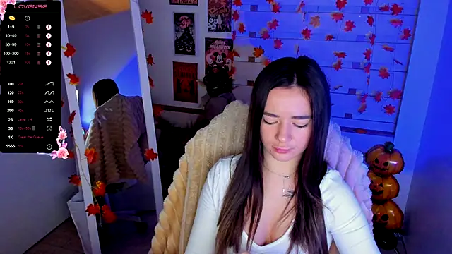 Bella XO online show from October 19, 2025, 6:47 am