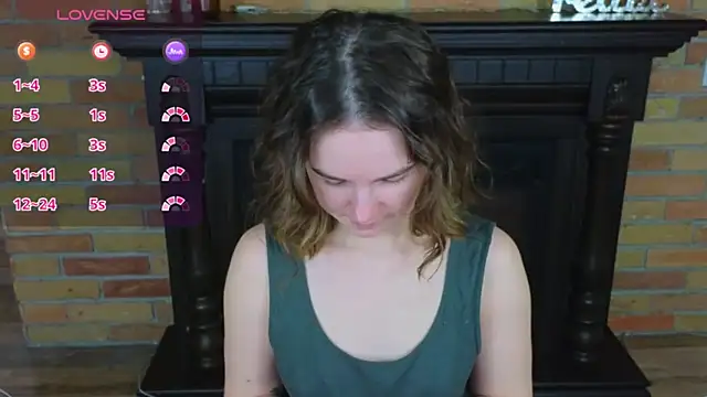 Ellie Sunset online show from March 18, 2026, 9:23 am