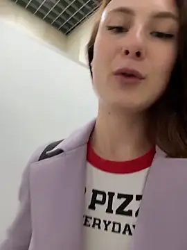 Dina Tease online show from October 13, 2025, 12:38 pm