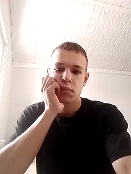 Snapshot of pretty_roman chatting on February 11, 2025, 10:37 am pretty roman online show from February 11, 2025, 10:37 am