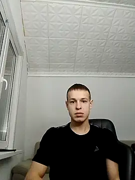 Snapshot of pretty_roman chatting on February 17, 2025, 7:21 pm pretty roman online show from February 17, 2025, 7:21 pm