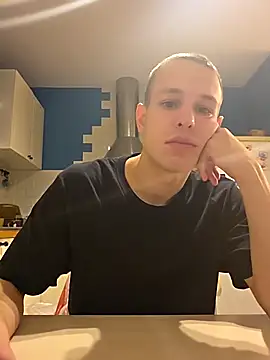 Snapshot of pretty_roman chatting on November 1, 2025, 3:58 pm pretty roman online show from November 1, 2025, 3:58 pm