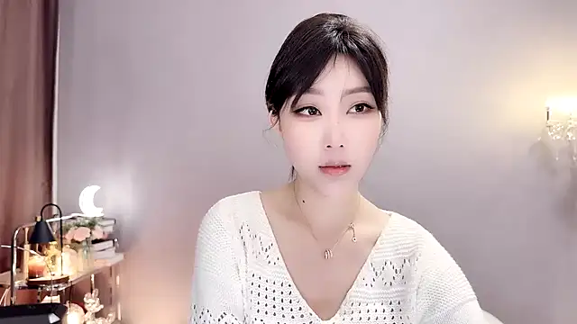 jingling666 online show from December 26, 2024, 12:46 am