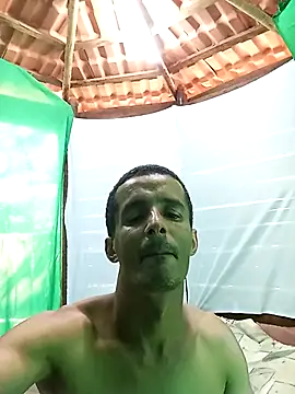 morenogato100 online show from April 30, 2026, 1:06 pm