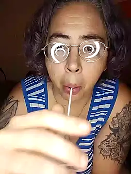 Snapshot of GraceHenderson chatting on December 12, 2024, 8:53 pm GraceHenderson online show from December 12, 2024, 8:53 pm