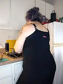 Snapshot of GraceHenderson chatting on December 17, 2024, 10:54 pm GraceHenderson online show from December 17, 2024, 10:54 pm