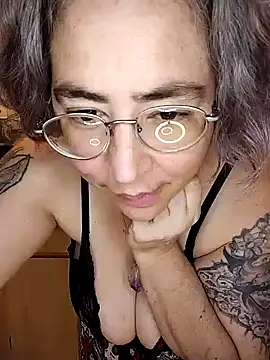 Snapshot of GraceHenderson chatting on January 19, 2025, 9:02 pm GraceHenderson online show from January 19, 2025, 9:02 pm